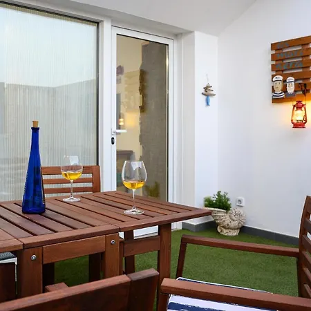 La Marinera House-near The Beach, Fast Wifi, Air-con On Main Bedroom And Sat Tv *